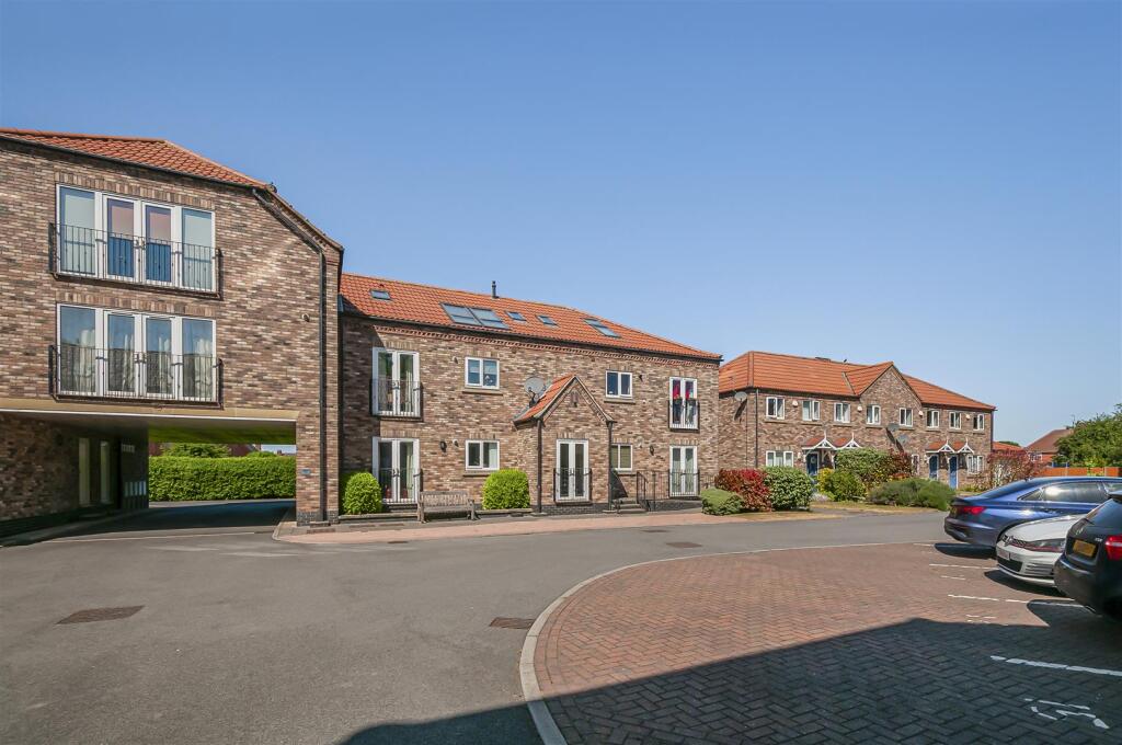 16 Richmond Court11.jpg