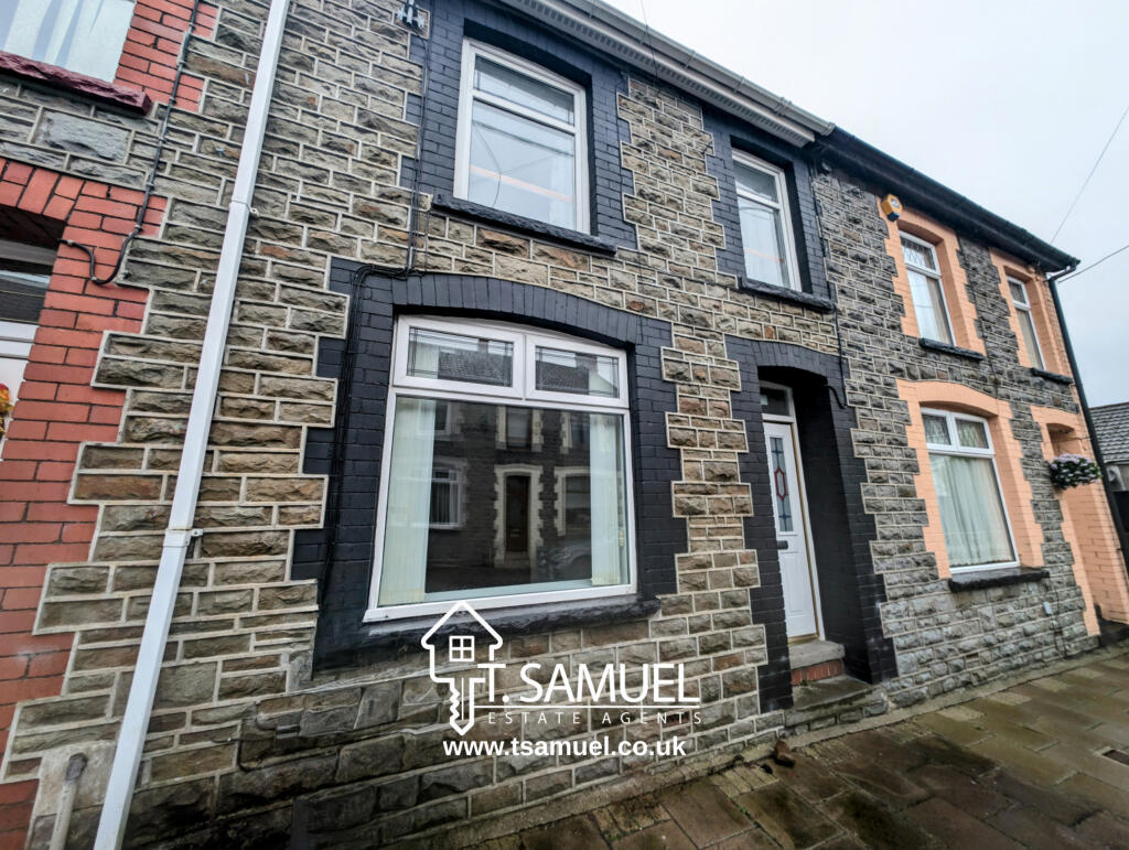 ade863818790e08971b72bddc83a773e