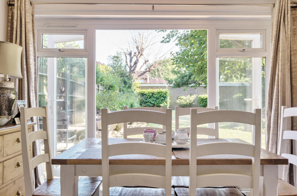 1312722-8-6852fbf...