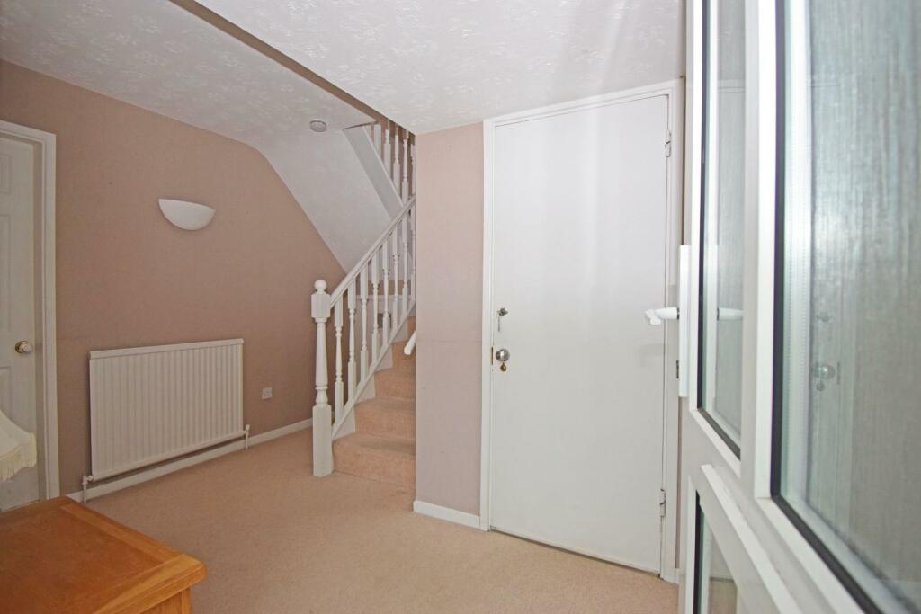 36 Leadbetter Drive, hall.jpg