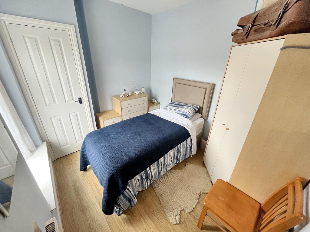 Bed2