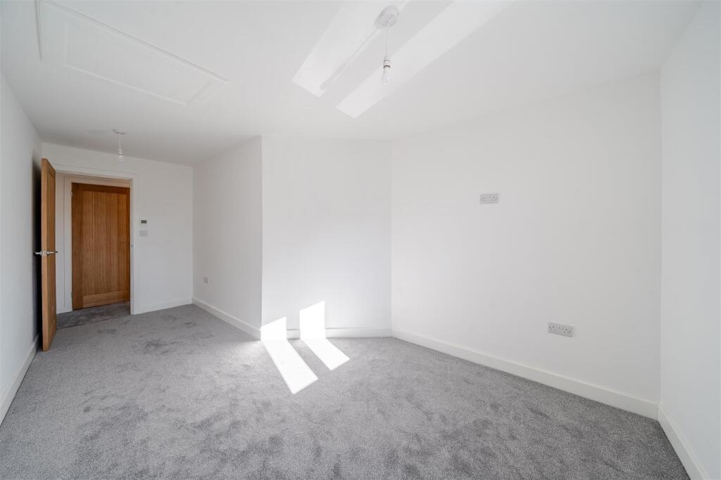 The Store, 47 Holbrook Avenue (16).jpg