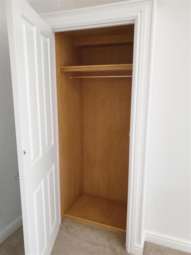 Wardrobe.jpg