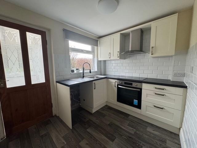 london road kitchen.jpg