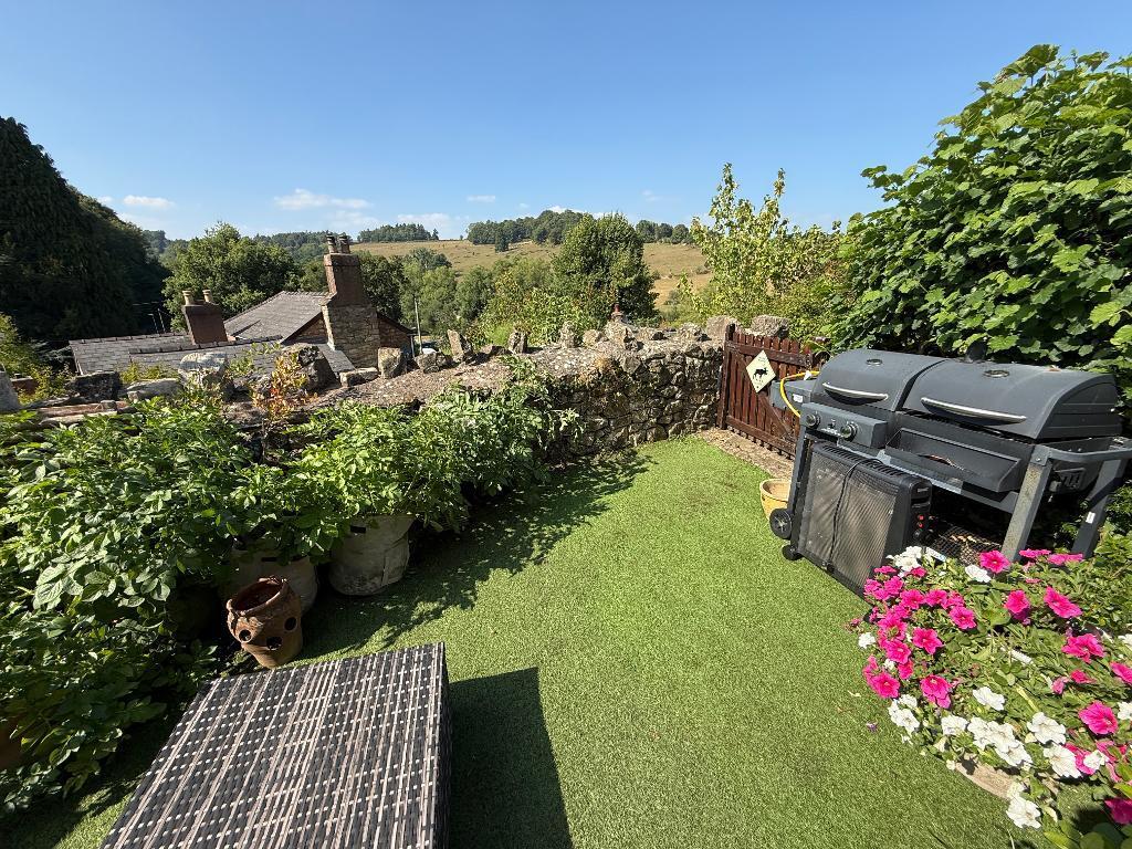 BBQ in this perfect setting