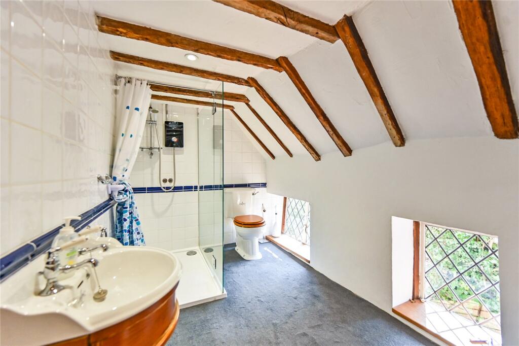 Family Shower Rm