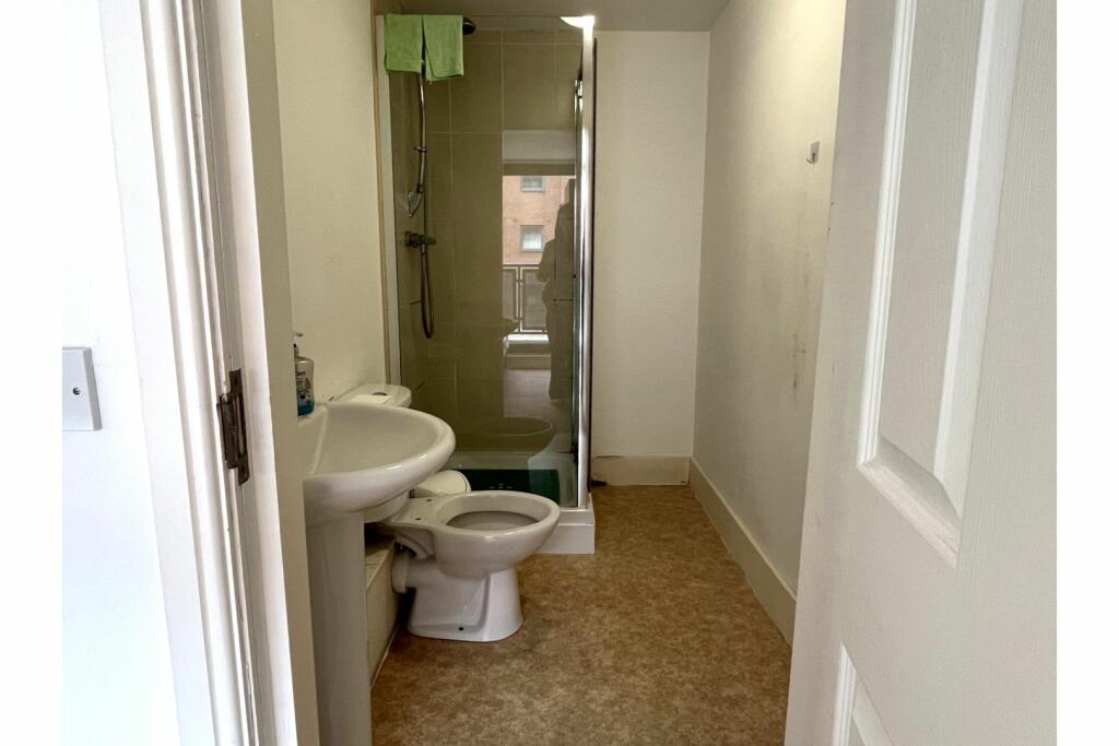 Master En-suite