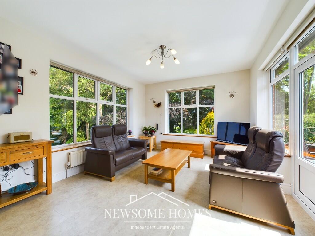 Breakfast Room