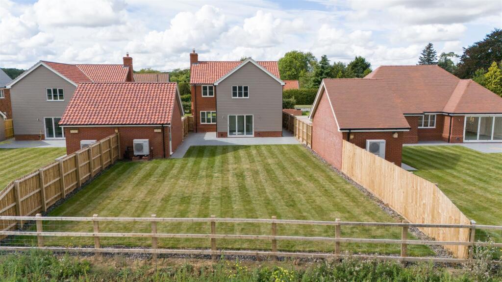 HIntlesham Drone_16.jpg
