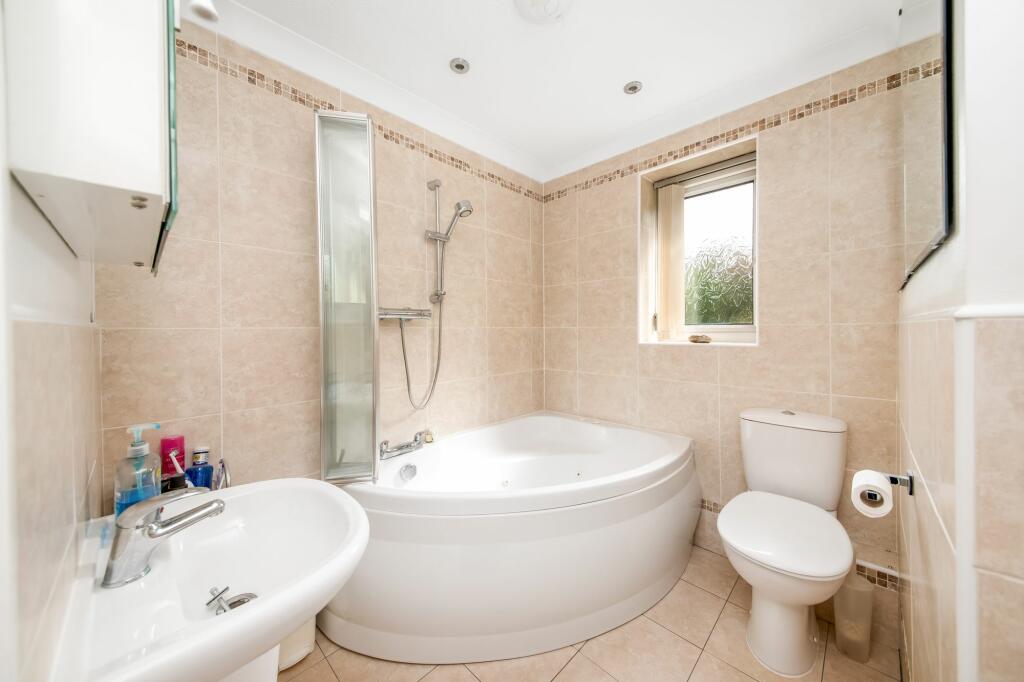 HOUSE BATHROOM