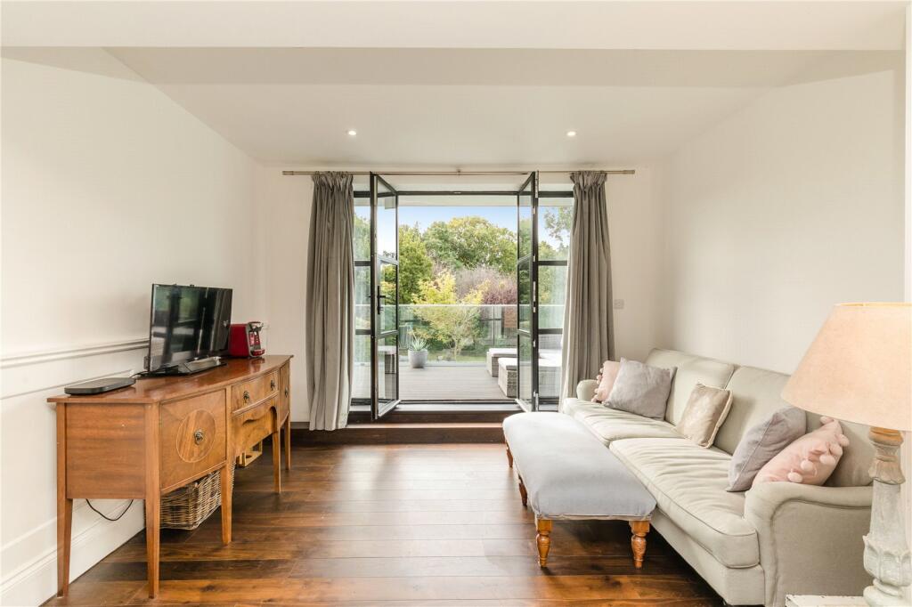 Principal Bedroom