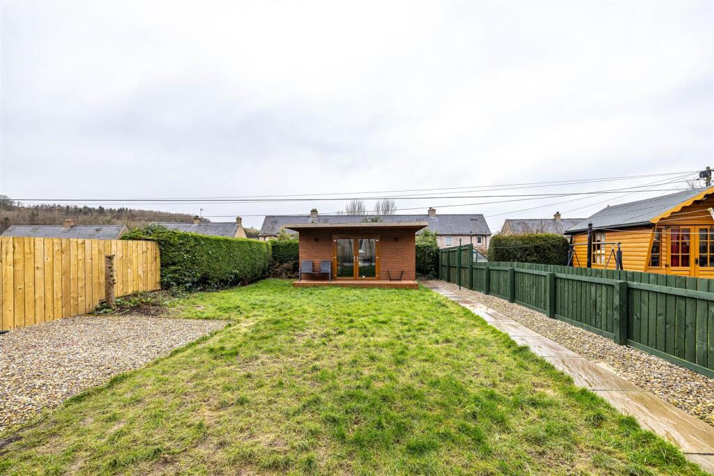 11 Scott Crescent Hawick 37.JPG