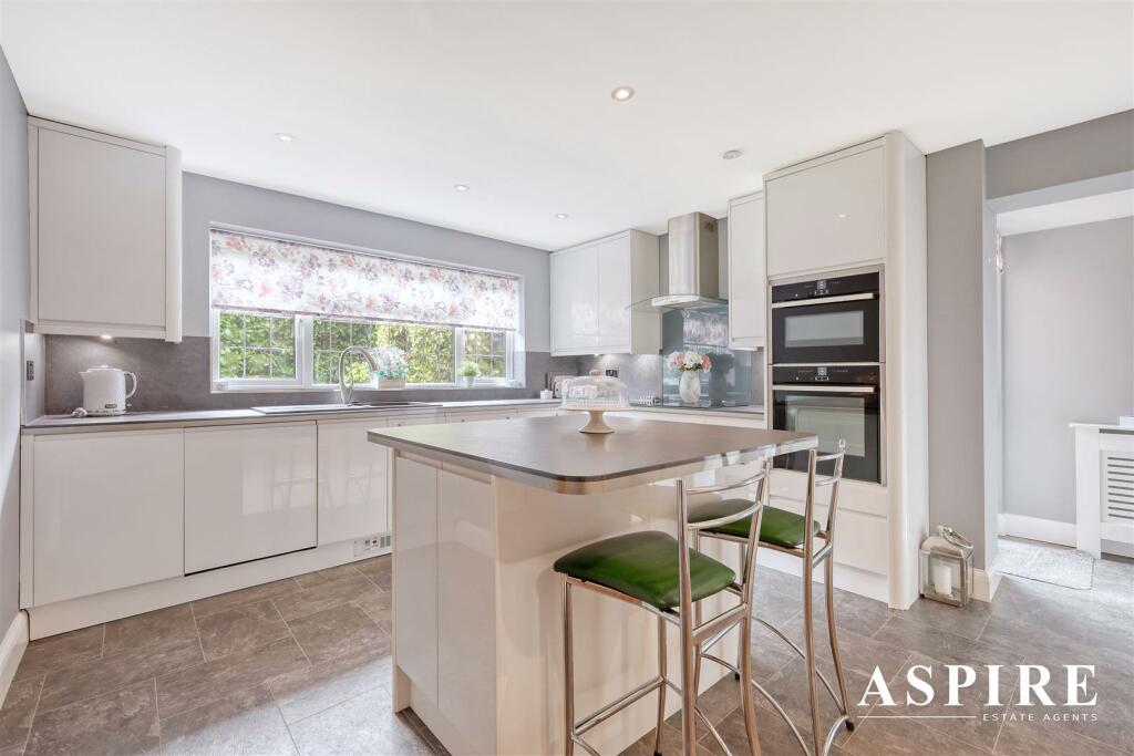 IMG_8701_18 copy 2.jpg