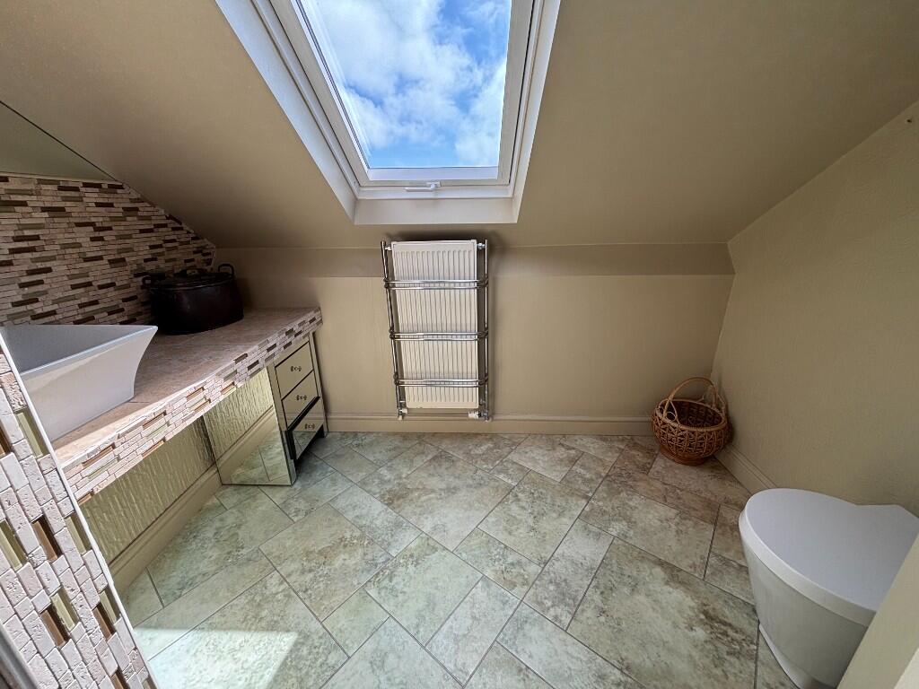 Master En-Suite