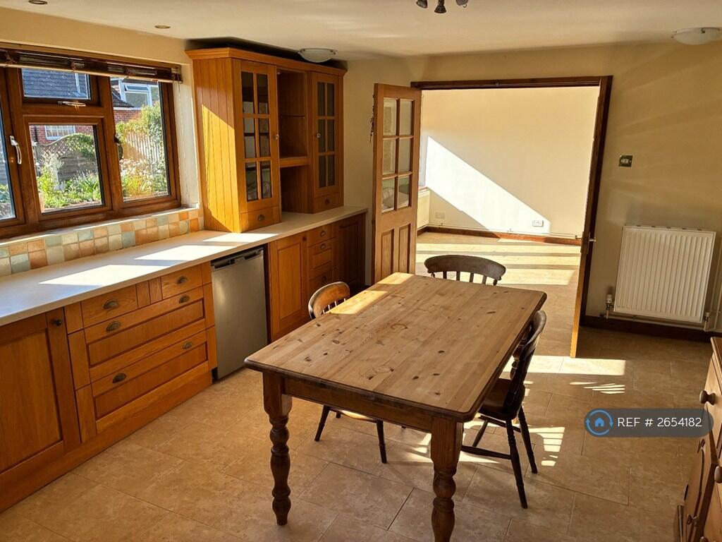 Country Kitchen