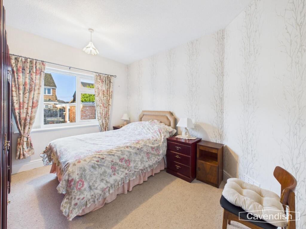 BEDROOM 2