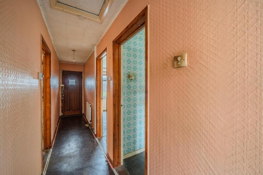 5 Llanover Road Estate-9.jpg