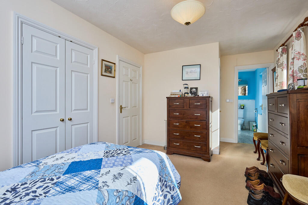 Edward Knight 202...