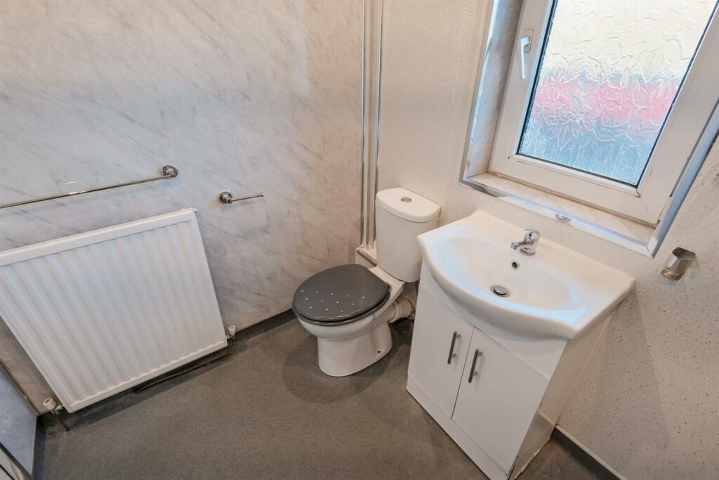 022-86 Omoa Road Cleland, ML1 5RE.jpg