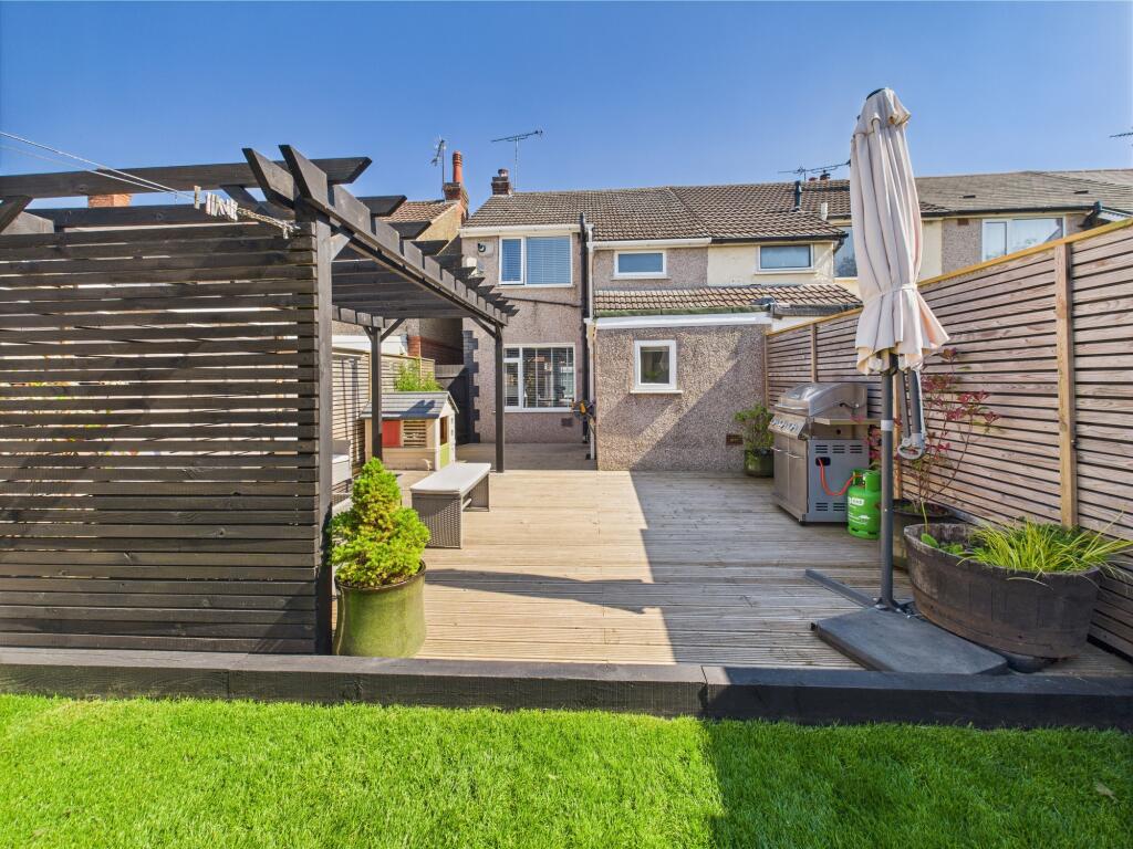 CAM05192G0-PR0070-STILL023