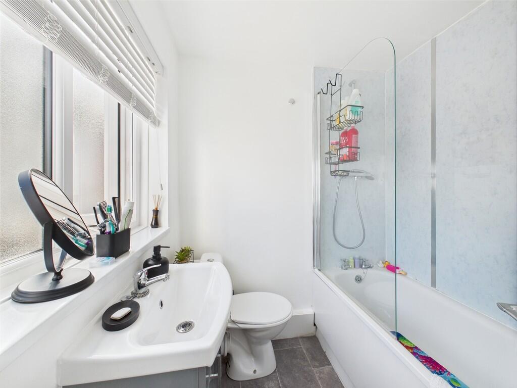 CAM01835G0-PR0200...