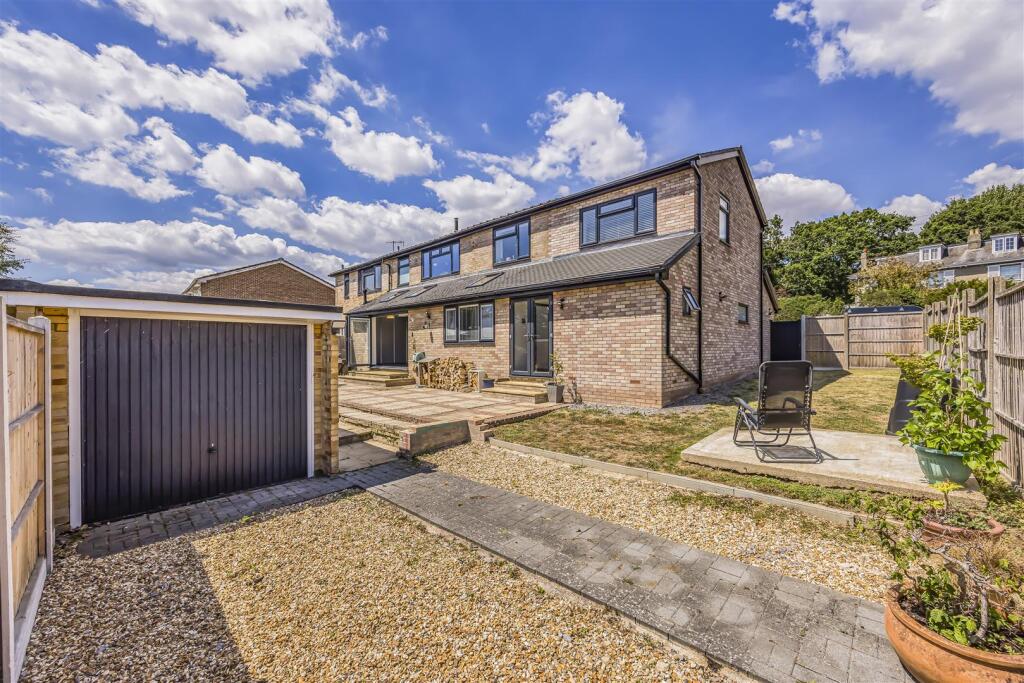 29 Wraysbury Park Drive, Emsworth-PorticoMarketing