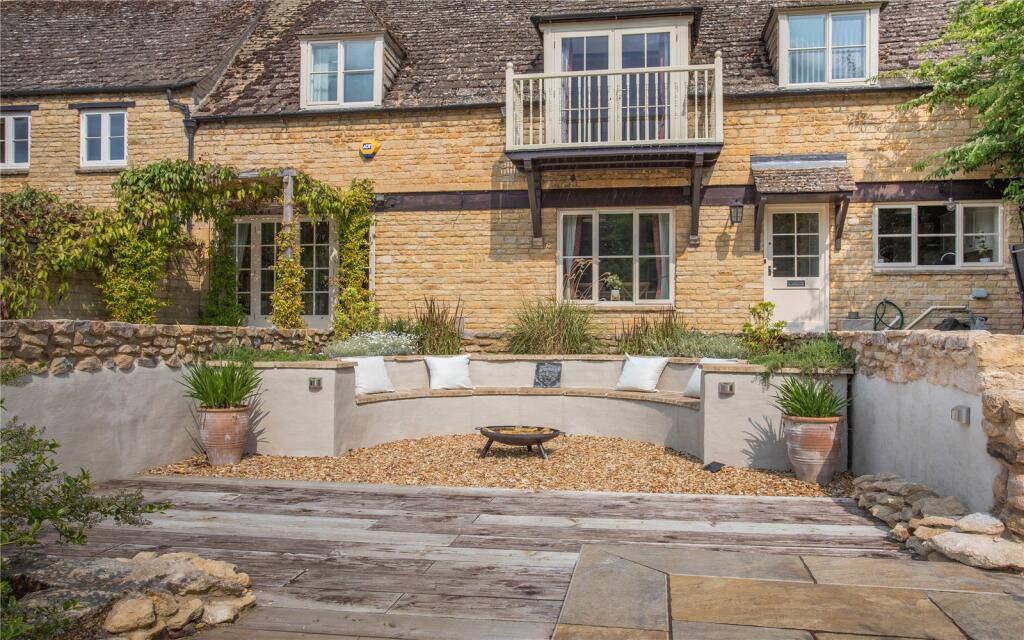 Lion Cottage