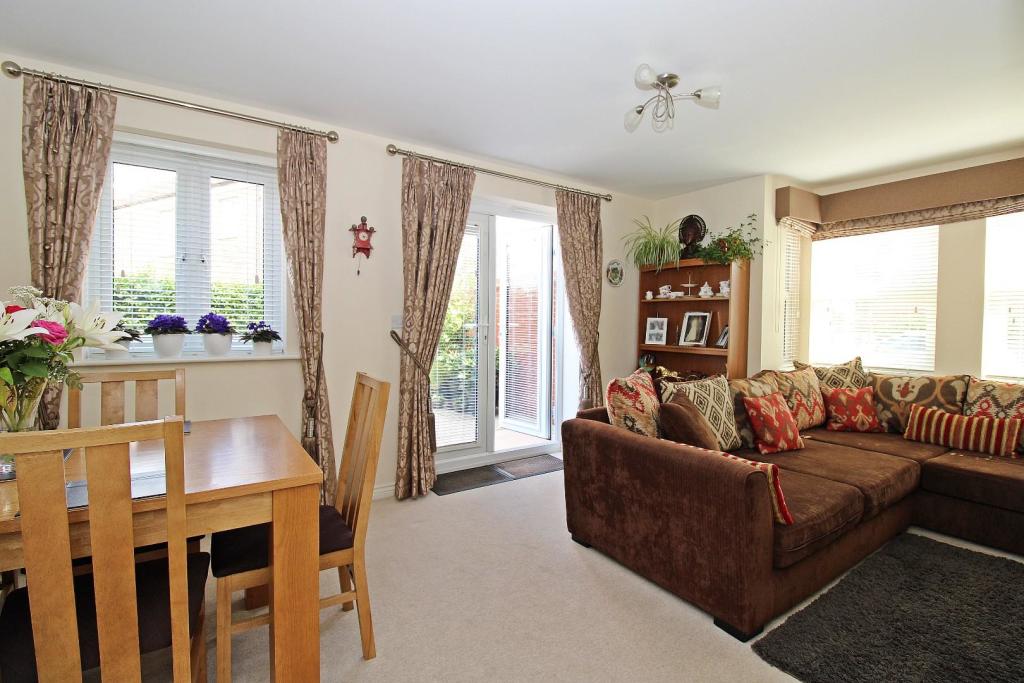 Living / Dining Room