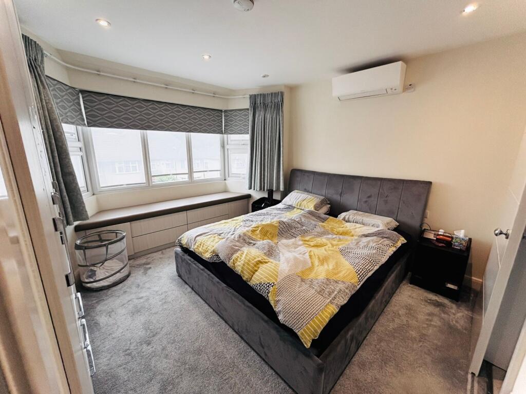 WhatsApp Image 2025-08-18 at 12.56.57_78dbd453