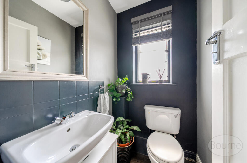 6fd76e06-57c5-438...