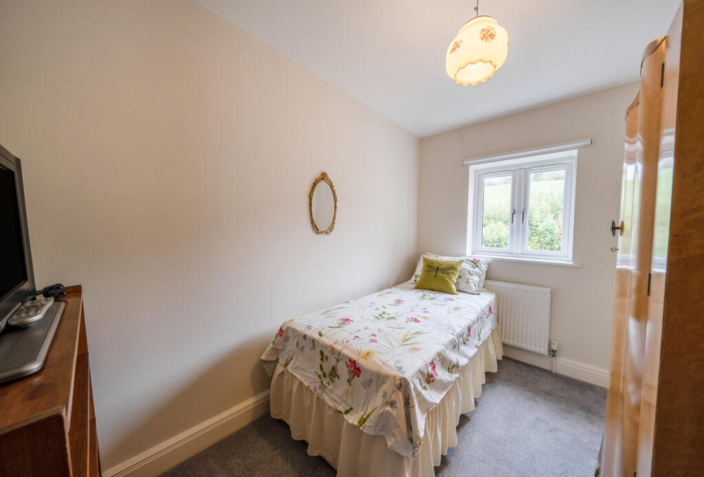 1366056-16-68ee63...