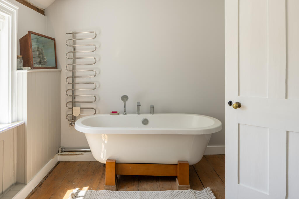 286244 - INIGO_THE_CLEARING_HIGH_STREET_HAWKHUR...