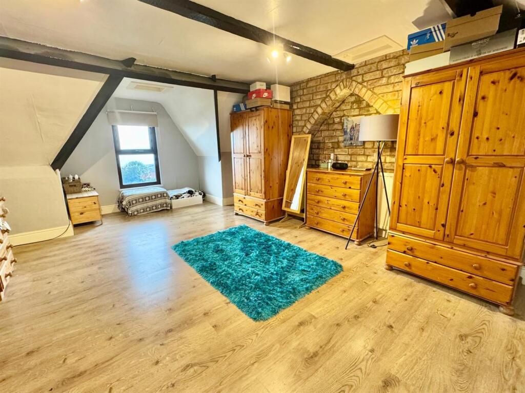 PHOTO-2025-08-01-09-06-56 (8).jpg