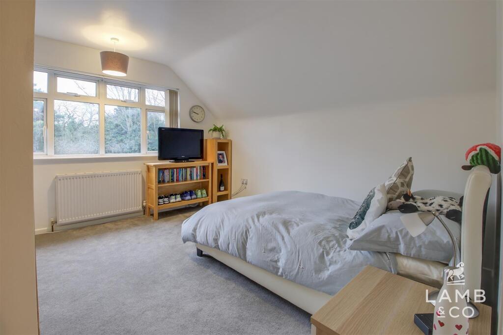 BEDROOM TWO