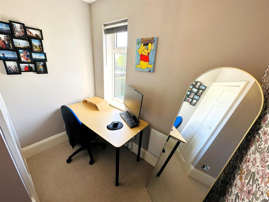 bed 3.jpg