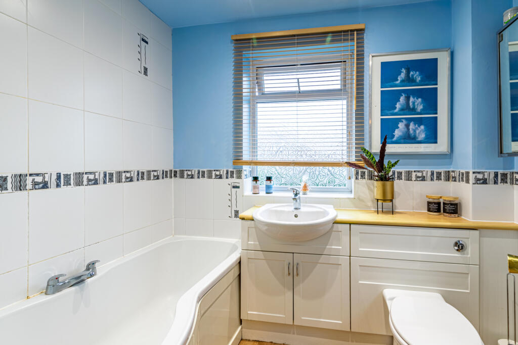 bathroom1
