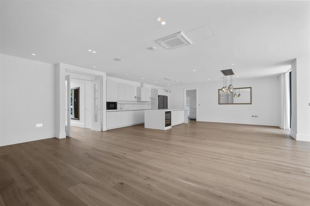 92 Copse Hil,12.jpg