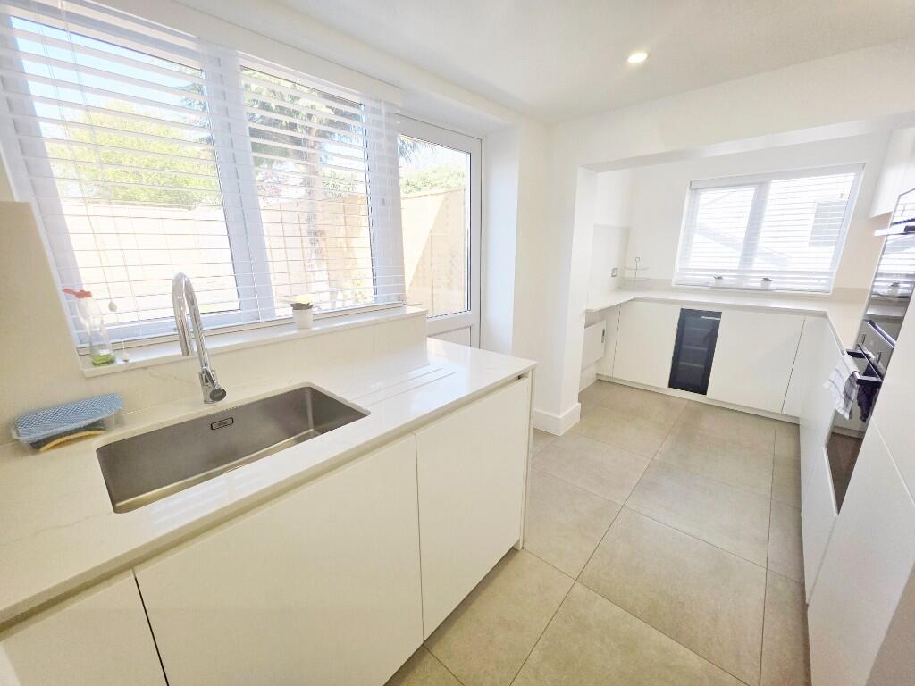Newly Fitted Kitchen