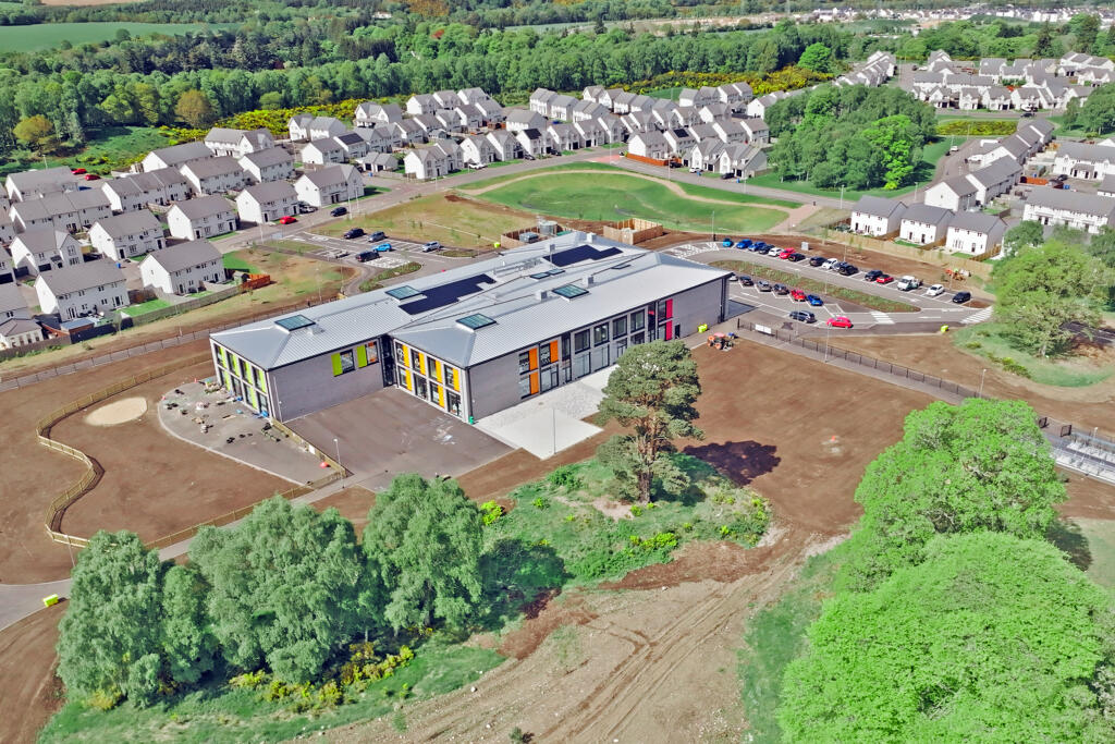 Ness Castle_DEV001532_ Drone Shots_24052023_011