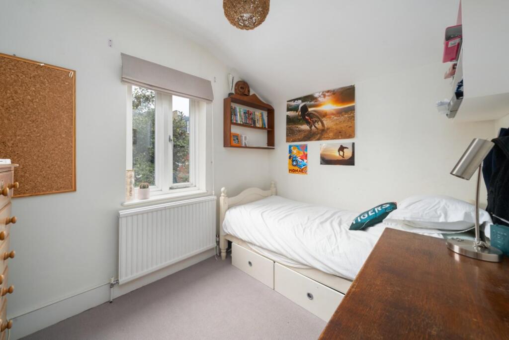 Cornwall Grove 5 W4 Ph7.jpg