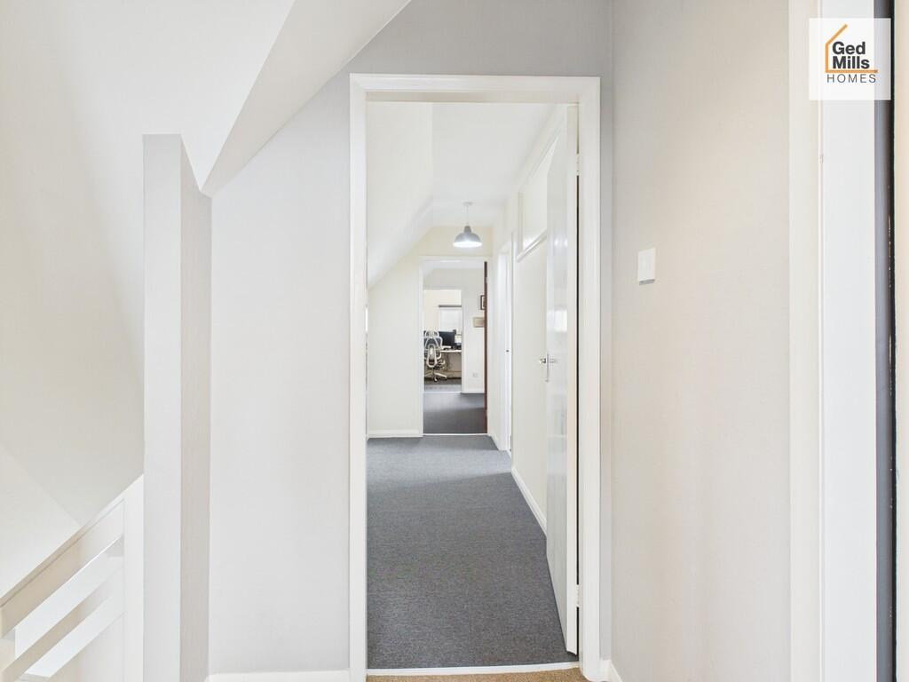 CAM04261G0-PR0039...