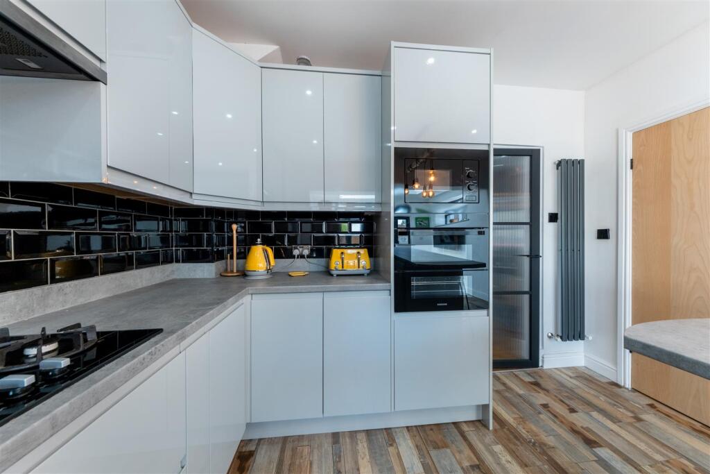 10 Plumbs Fold-004.jpg