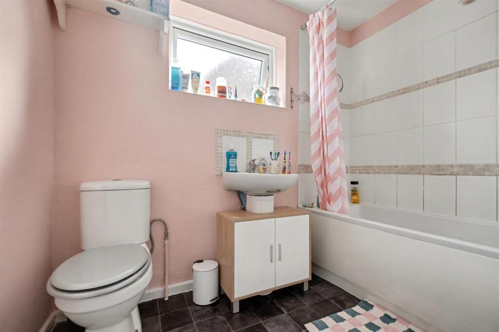 Bathroom.jpeg