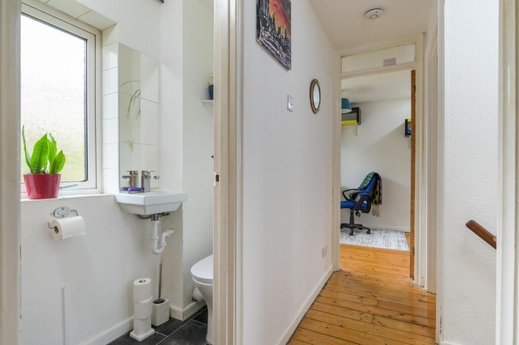 2 Eleanor Close-22.jpg