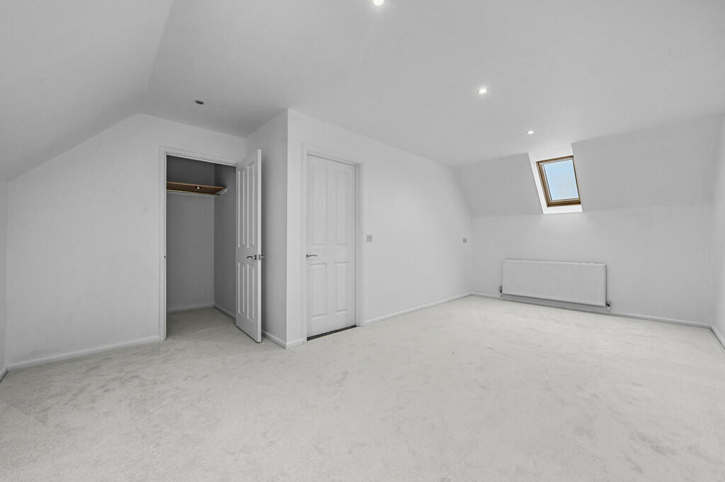 PT-FC(COL)-18Chur...