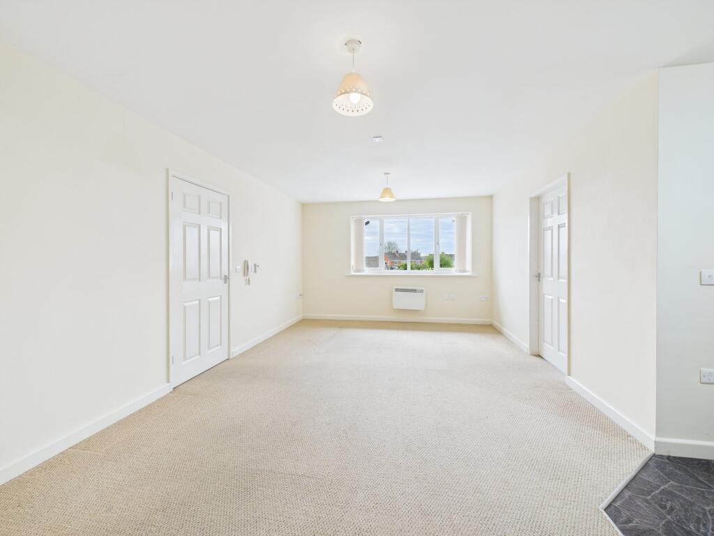 open plan lounge/diner &amp; kitchen