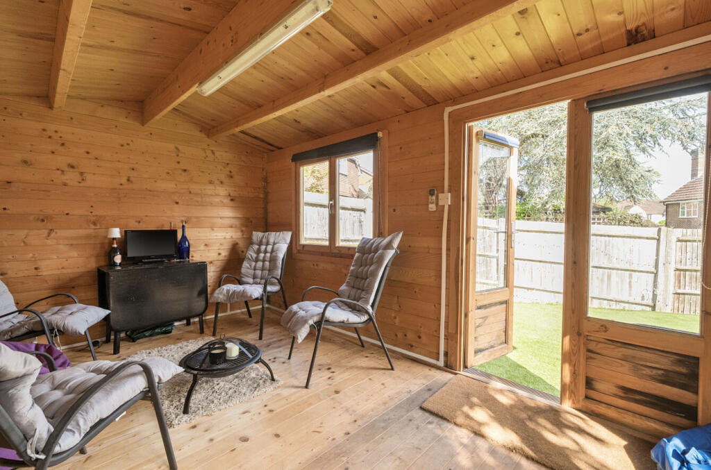 1349513-6-68c168f...