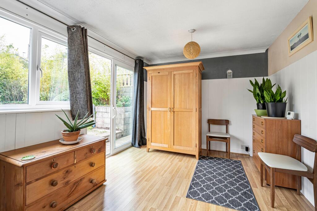 Dressing area in main bedroom
