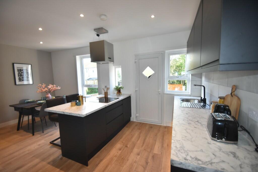 Kitchen/dining Area