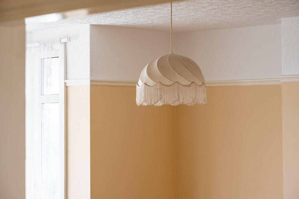 Picture rails and...